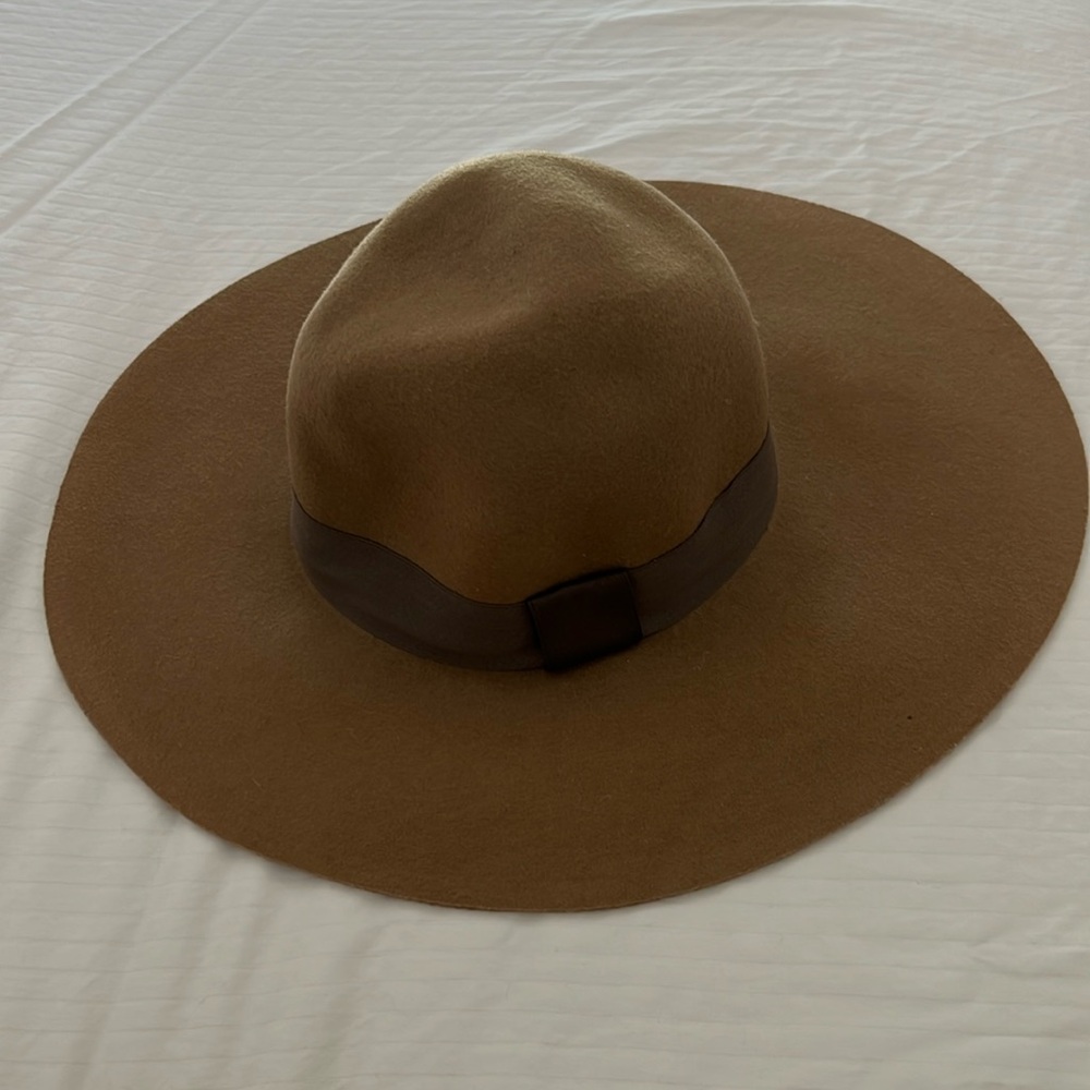 Zara Hat